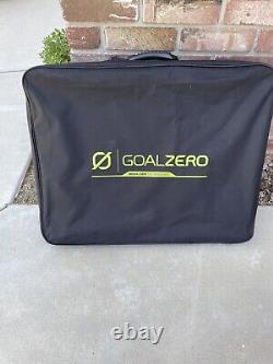 Portable Goal Zero Boulder 100 watts BC Briefcase Solar Panel. 26 lbs. Cover